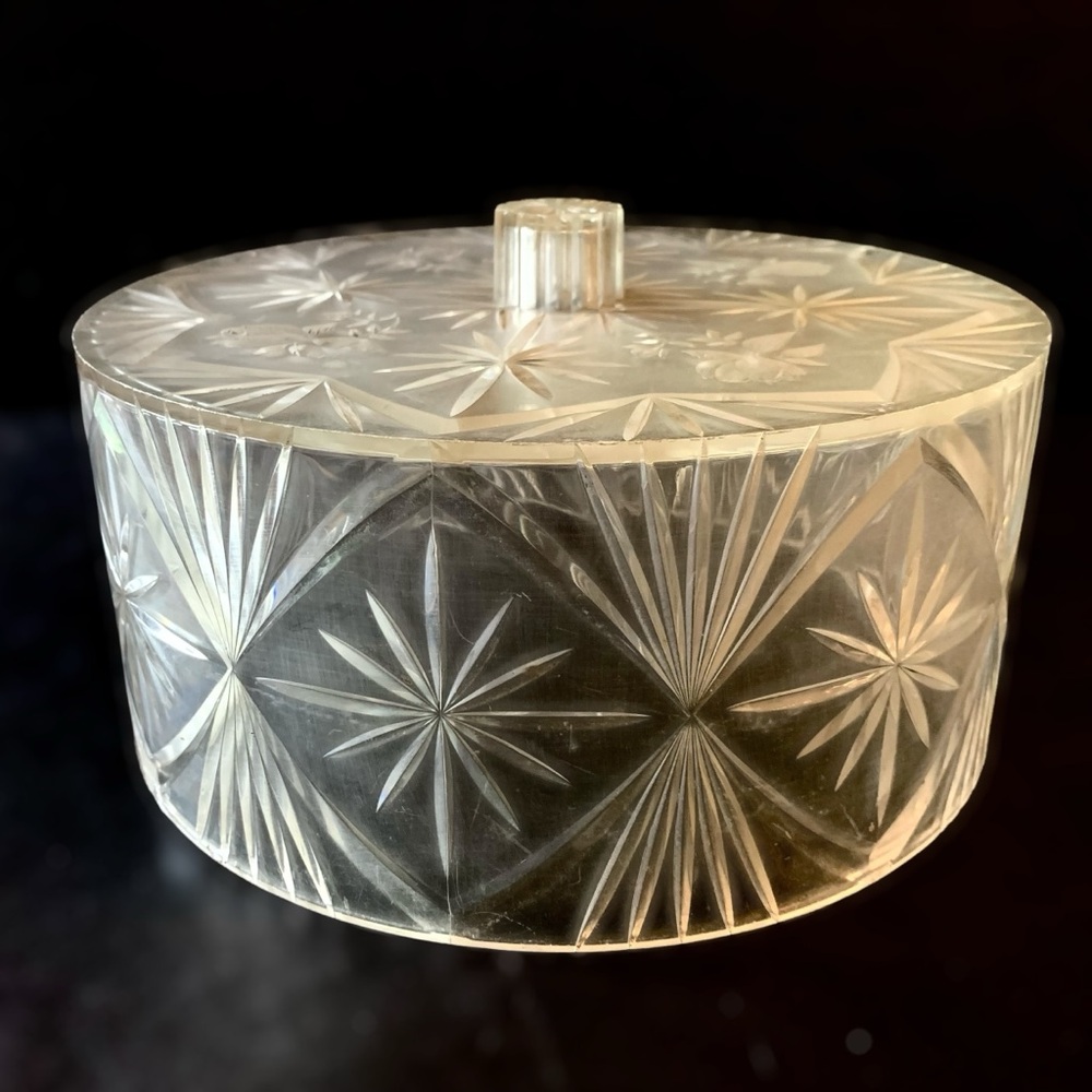 v i n t a g e :: Midcentury Atomic Cake Tray Acrylic Starburst - Picture 2 of 12